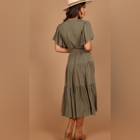 Petal and Pup Barker Mini Dress Olive Belted V-Neck XL NWT - Picture 2 of 13